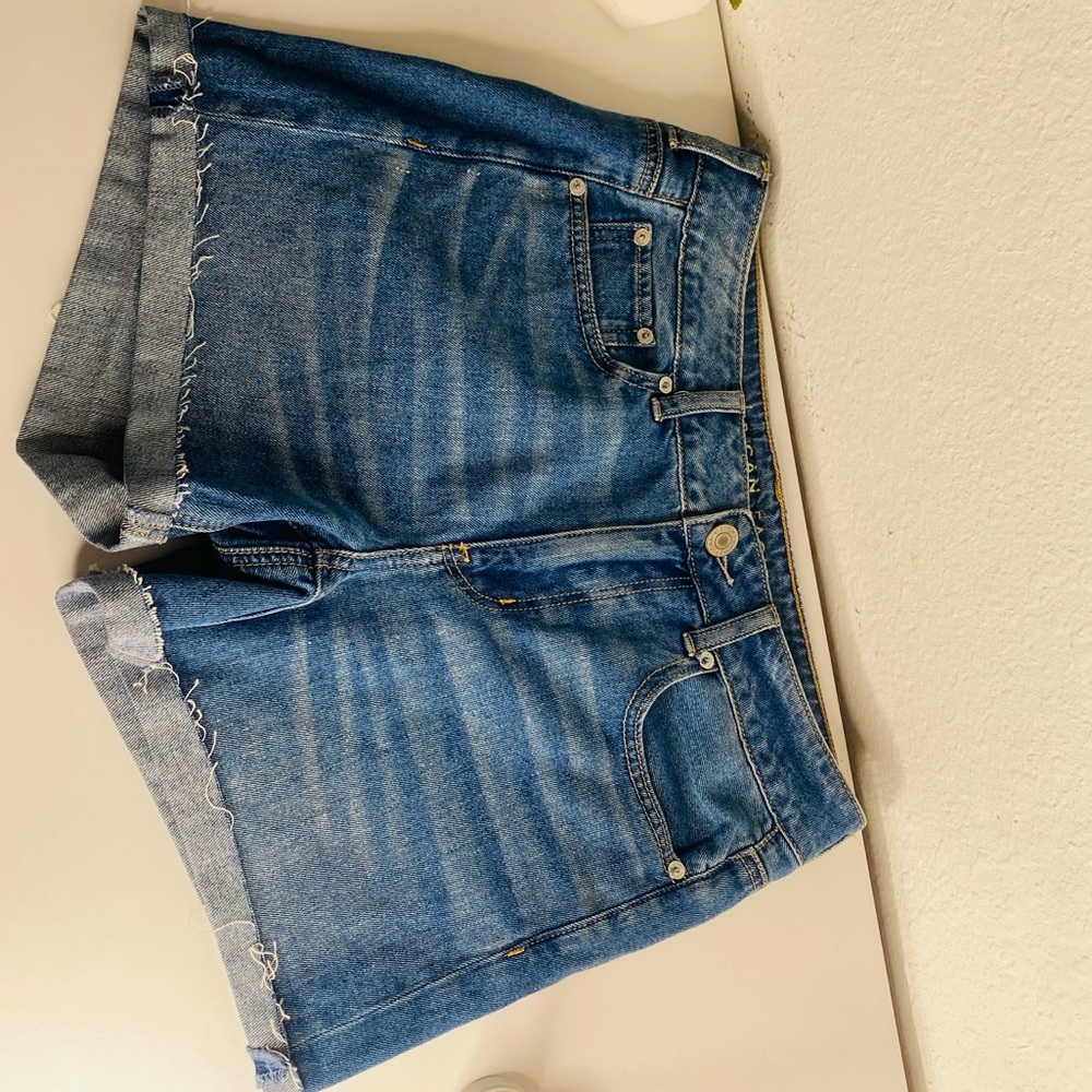 American Eagle Outfitters Jean Shorts Size: 4 USA